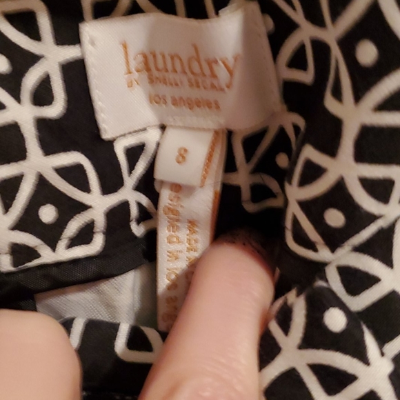 Laundry black and white capri - Picture 2 of 3
